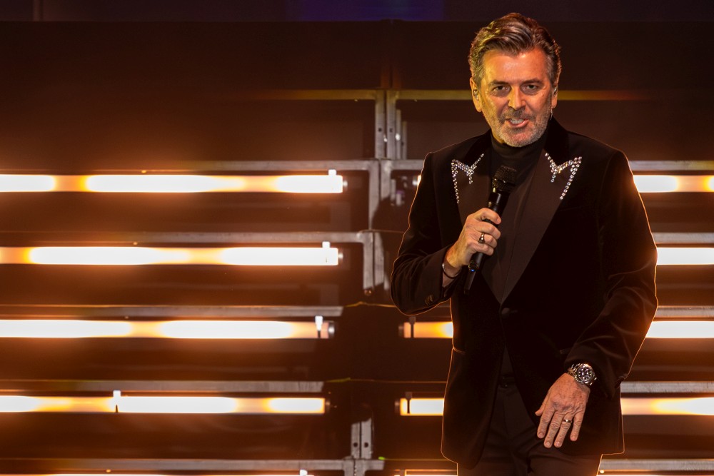 Thomas Anders sings Modern Talking